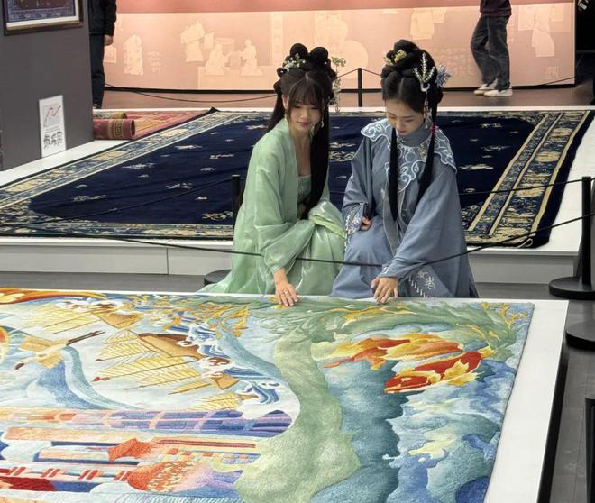丝路！国际精品“毯”为观止！j9九游真人游戏第一品牌地毯(图1)