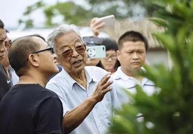 厚红塔山现十块一包褚时健：难辞其咎j9国际90年代烟民首选！香味醇(图11)